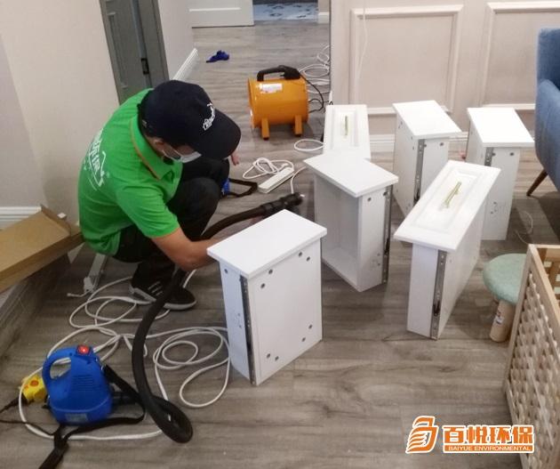 【布藝沙發如何除甲醛】沙發含甲醛怎么去除-佛山百悅環保